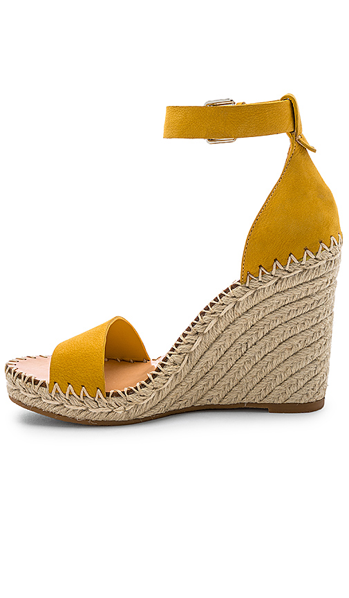 dolce vita noor 凉鞋 – honey | revolve