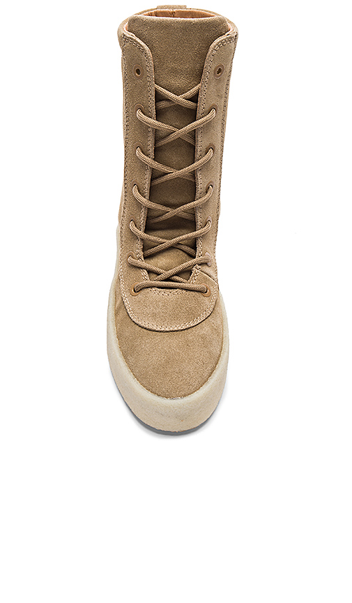 yeezy season 4 crepe boot – taupe | revolve