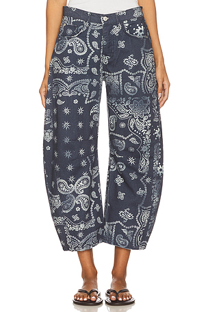 GOOD LUCK プリントバレルジーンズ Free People