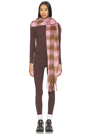 HIGHLAND 围巾 WellBeing + BeingWell