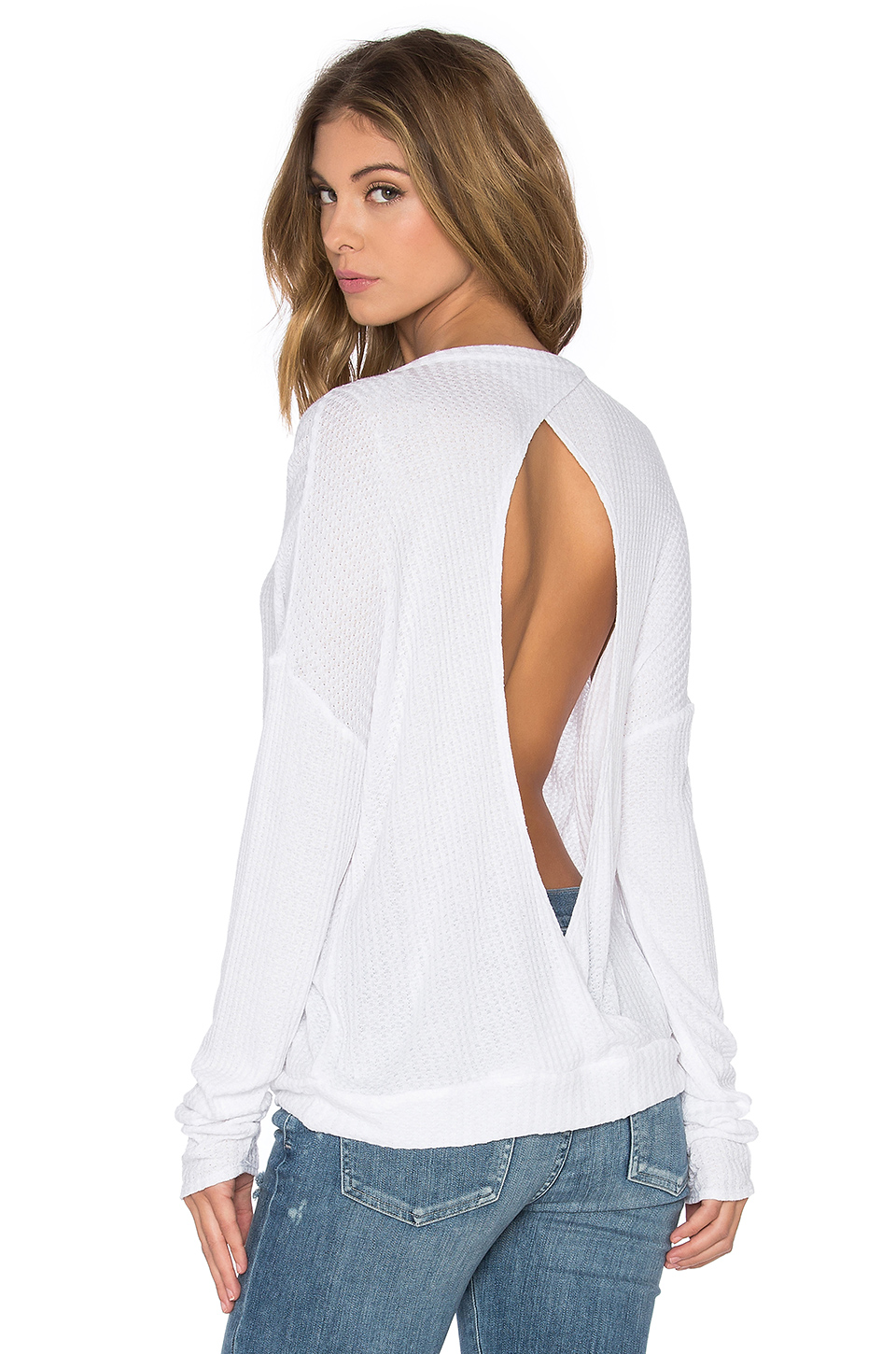 chaser 保暖背开式长袖套衫 – white | revolve