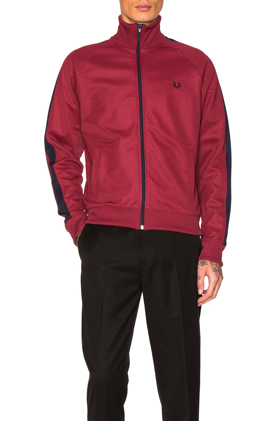 contrast panel 田径夹克